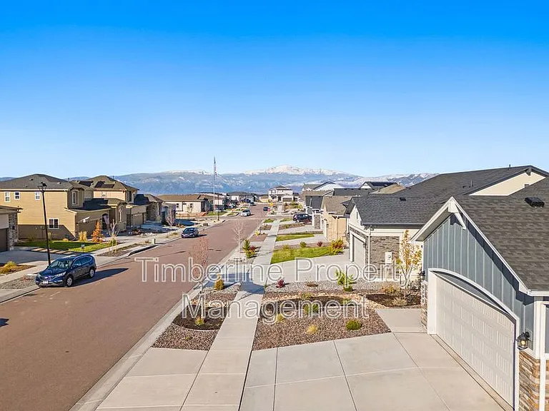 6348 Deco Dr — Photo 2