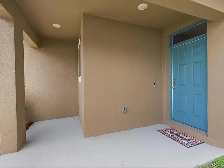 1732 Shadow Trace Way — Photo 2
