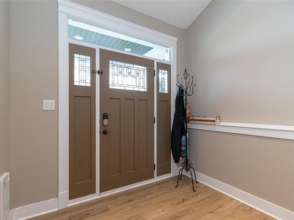 3316 Hockering Rd, Colwood, BC V9C 1Y2