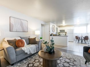3064 S 300 E APT 8, South Salt Lake, UT 84115
