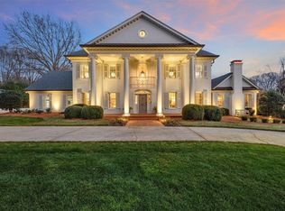 2521 Beretania Cir, Charlotte, NC 28211