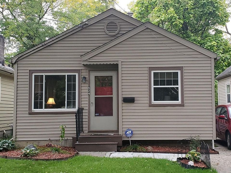 1st image of 624 N Magnolia Ave
