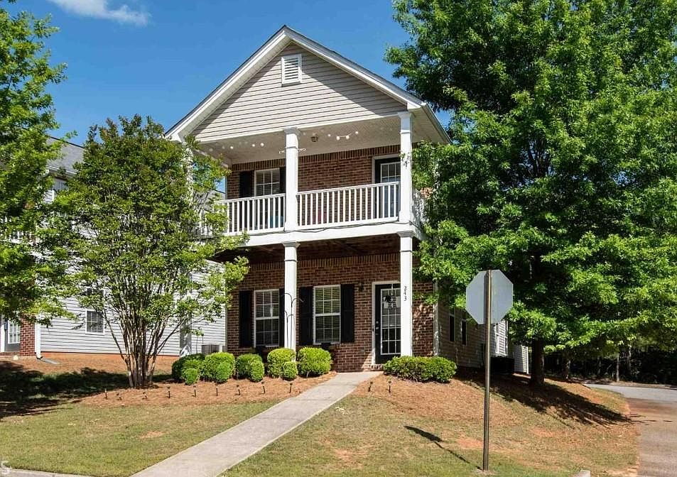 1st image of 243 Milford Dr