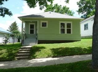 907 W Evelyn St, Lewistown, MT 59457