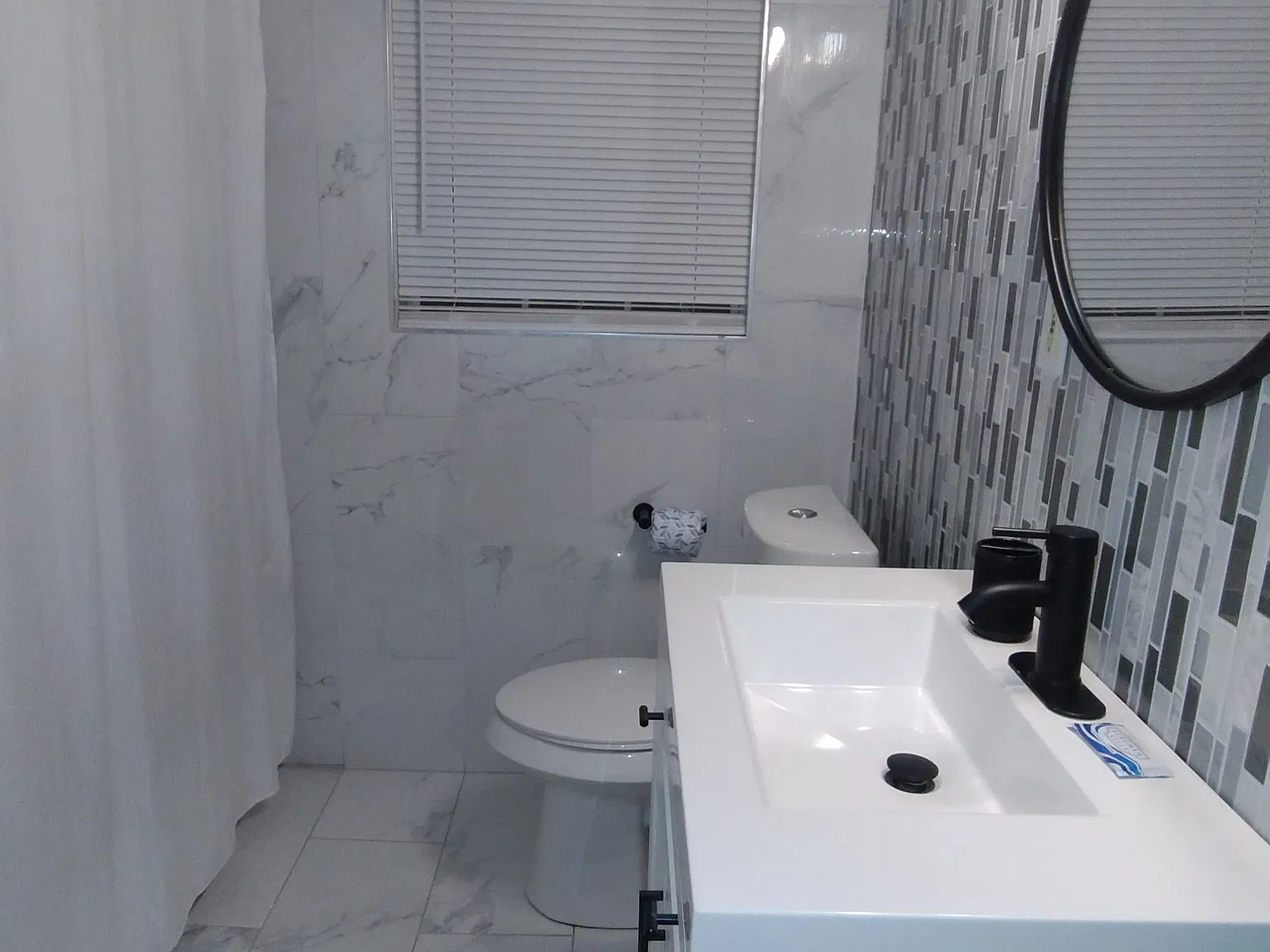 3 bed, 1431 sqft, $2,150 — Photo 3