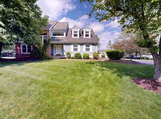 102 Rose Twig Ln, North Wales, PA 19454