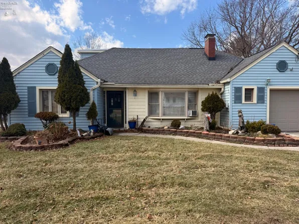 1807 Mills St, Sandusky, OH 44870