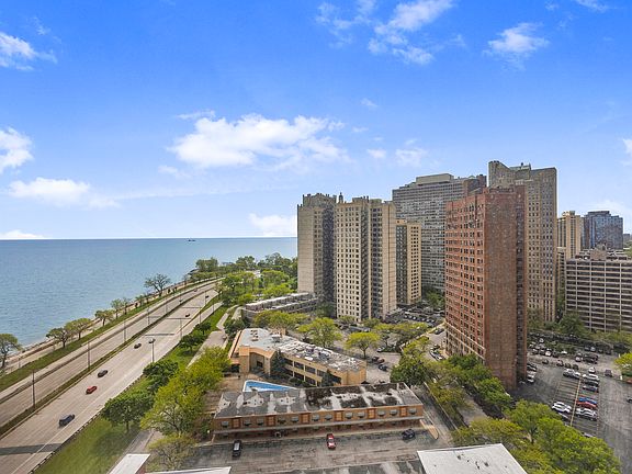 3rd image of 4800 S Chicago Beach Dr