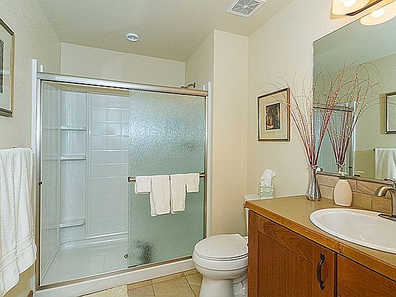 3rd image of 6033 Southern Hills Dr