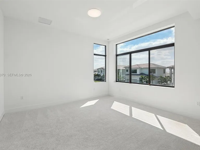 13075 Feathering Way — Photo 35