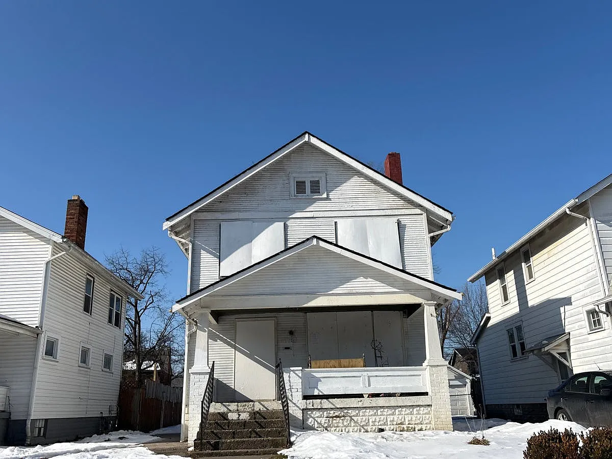 479 Hilltonia Ave photo 1