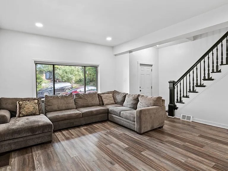 721 Boggs Ave — Photo 3