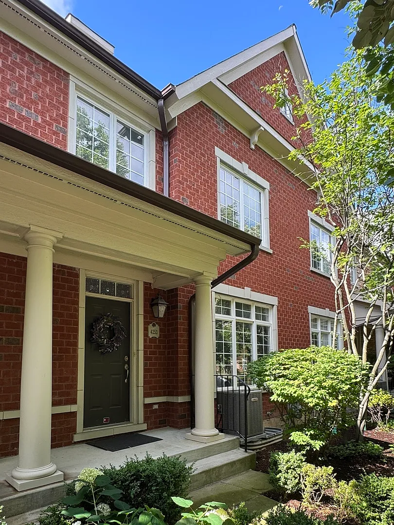 4253 Linden Tree Ln photo 1