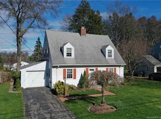 20 Glenbrook Rd, West Hartford, CT 06107