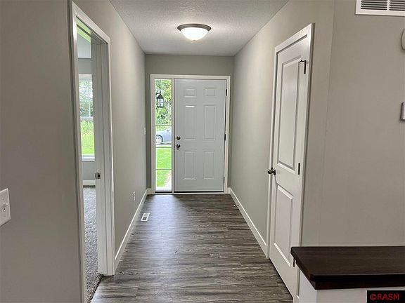 2nd image of 1121 Sakatah Ct