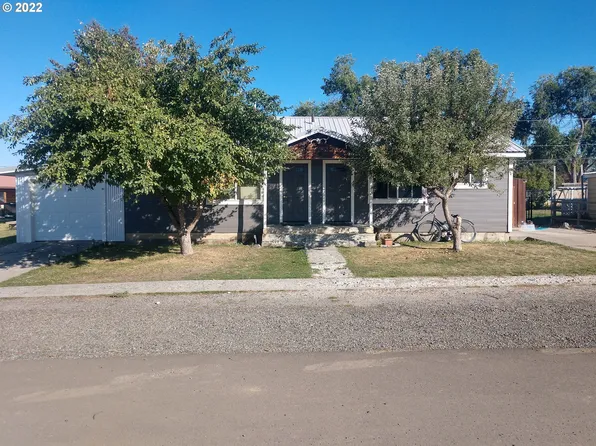 204 N Russell St, Joseph, OR 97846