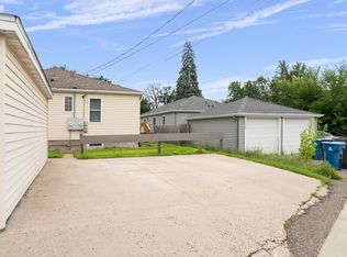 1428 1428/1430 Lake St NE #1430, Hopkins, MN 55343