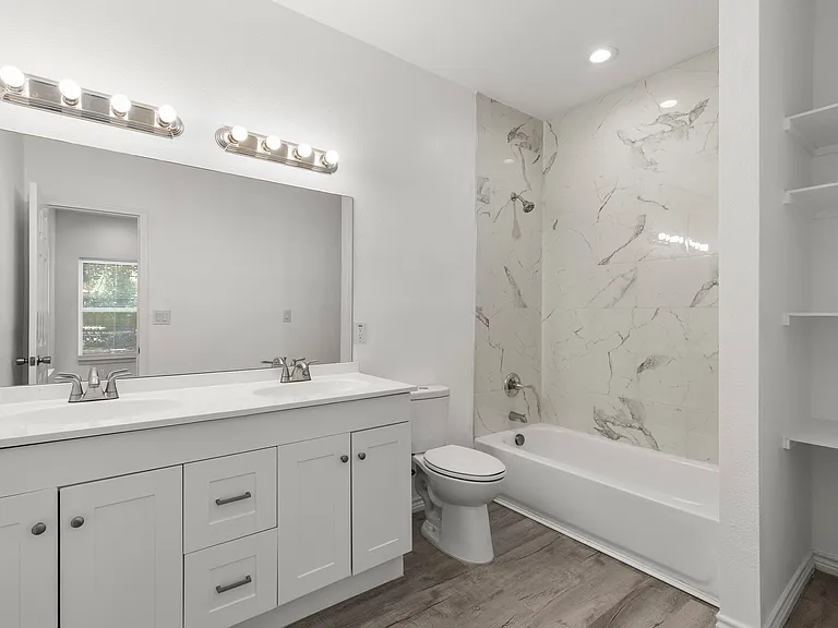 1215 Kellum St #1 — Photo 8