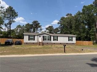 1837 Gumberry Ct, Hope Mills, NC 28348
