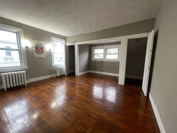 5th image of 191 Ontario St #2L
