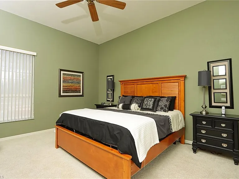 5901 Ashford Ln — Photo 10