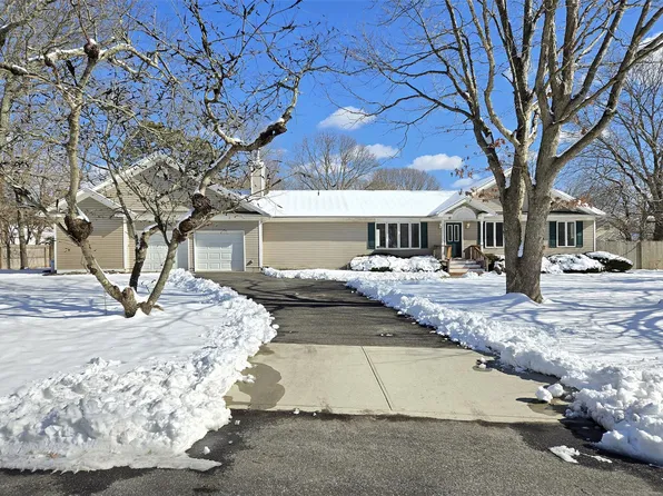 5 James Street, Centereach, NY 11720