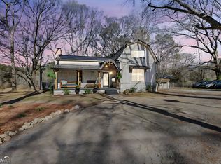 890 Earl North Rd, Newnan, GA 30263