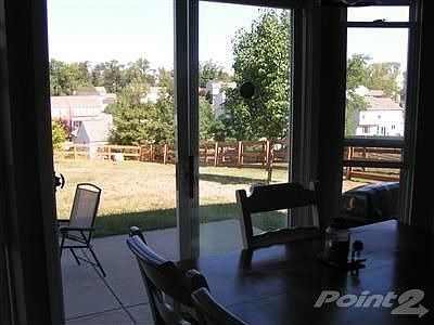 Spacious breakfast area overlooks the patio and back yard. Again, the perfect set up for your gather