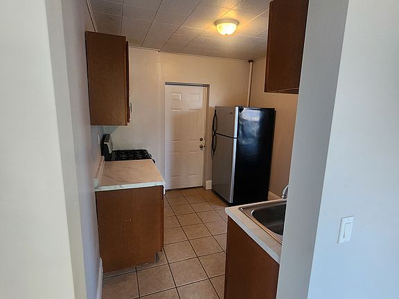 3rd image of 307 W Mulberry St APT 5
