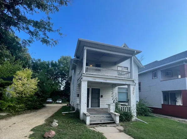 1143 N Main St, Rockford, IL 61103