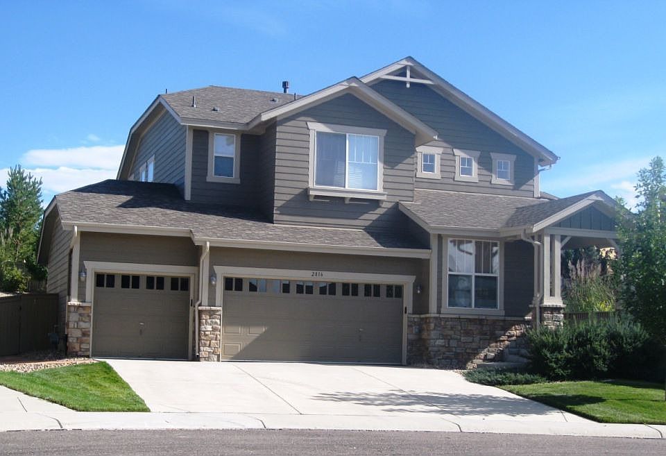 Rare 3-car Ovrsized Gar, Immaculate 3 Bed+Stdy/3 BA w/ all the Custom Upgrades