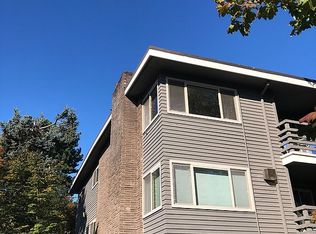 4744 40th Ave NE APT J, Seattle, WA 98105