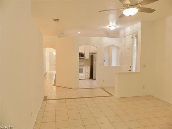5th image of 7550 Meadow Lakes Dr APT 1