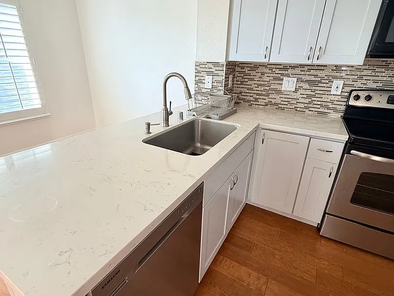691 Pointe Pacific Dr #2 — Photo 12