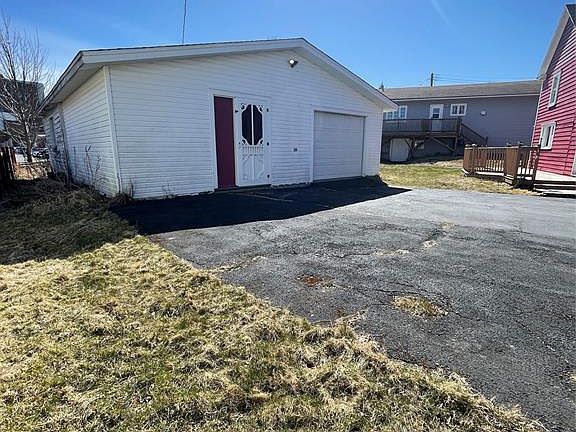 3rd image of 7 Janes Avenue