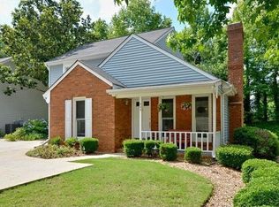 209 Roswell Green Ln, Roswell, GA 30075