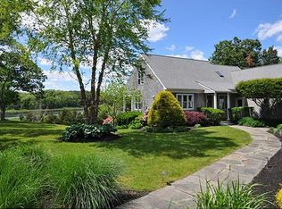 68 Ronald Dr, Swansea, MA 02777