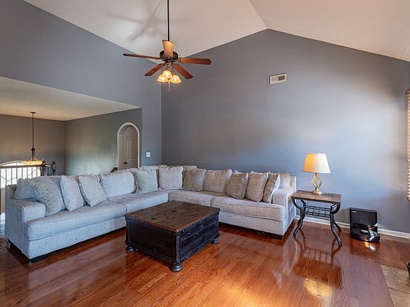5th image of 3144 Clydesdale Dr