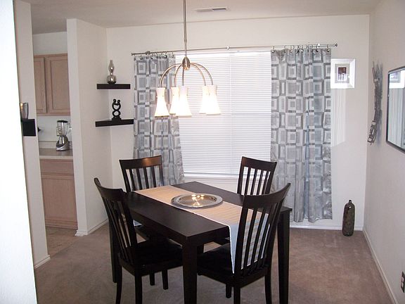 Formal Dining