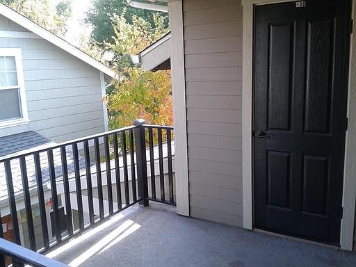 2nd image of 132 Lincoln St