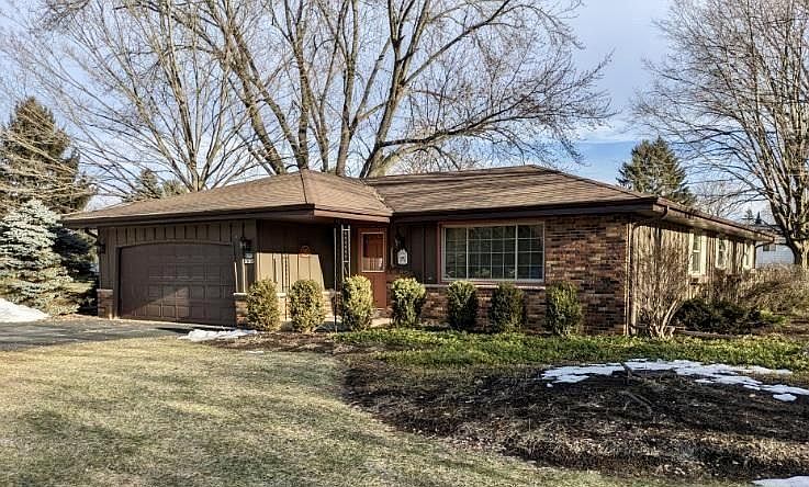 1st image of W395N5858 Laketon AVENUE