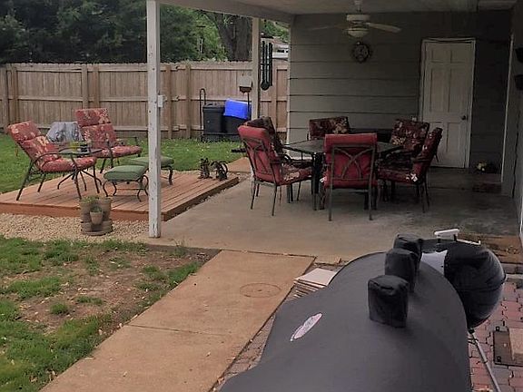 5th image of 312 Bel Air Dr
