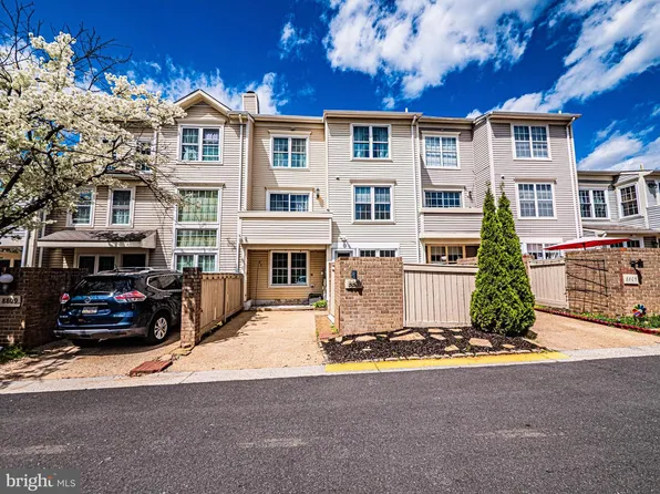 8807 Rustburg Cir, Montgomery Village, MD 20886