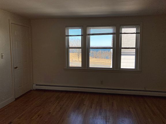 5th image of 8 Quebec St APT 4