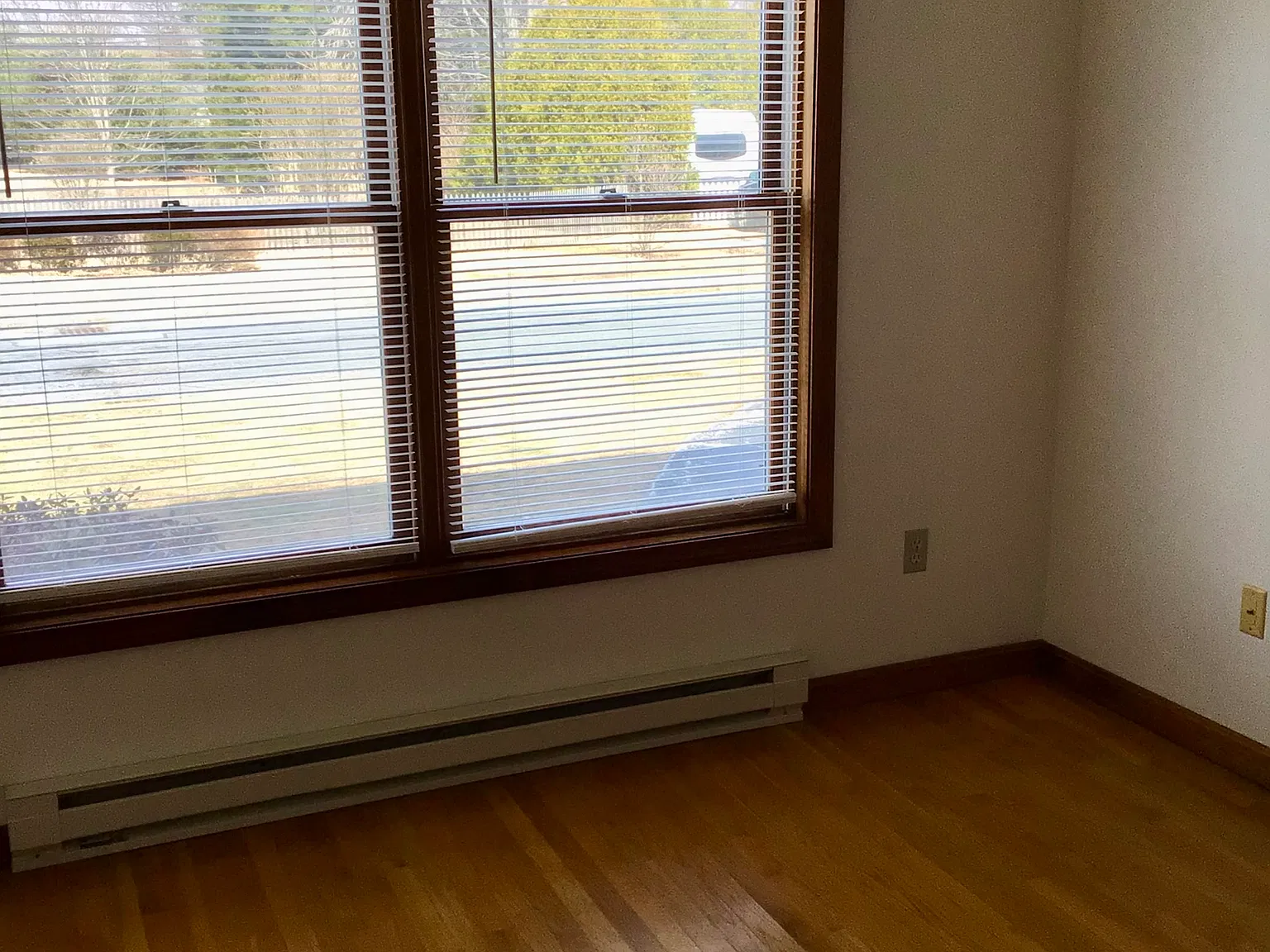 2 bed, $1,900 — Photo 4