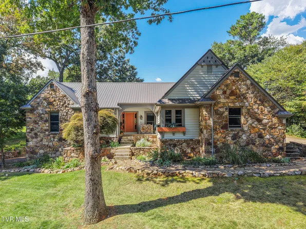 40 Oakmont Ln, Greeneville, TN 37743