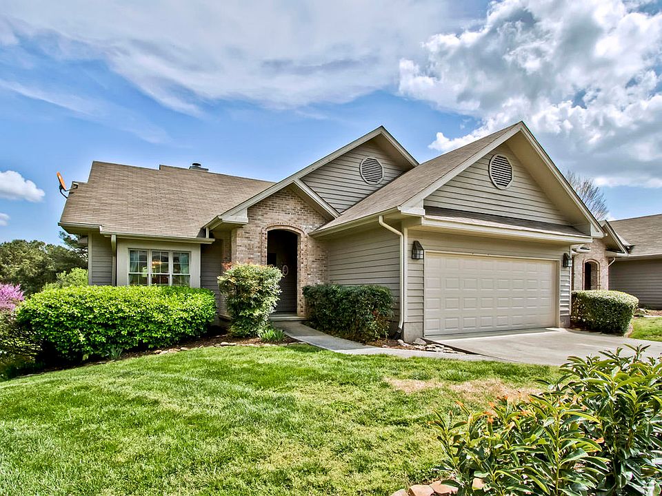 1st image of 221 Chota Hills Ln