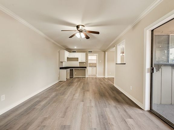 3rd image of 2802 Escada Dr APT 207