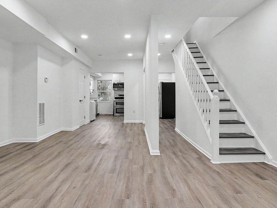 1st image of 1028 Kenyon St NW