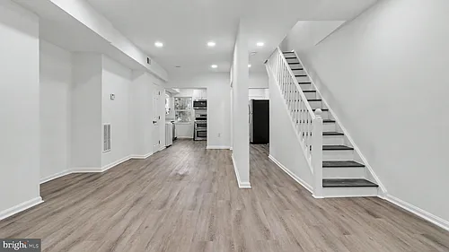 1028 Kenyon St NW Photo 1